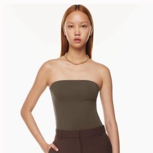 Aritzia Babaton contour tube top